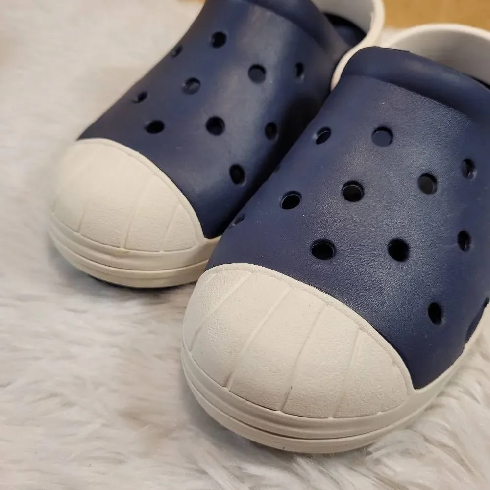 Crocs Unisex Kids Juniors Navy Blue Oyster Clogs Croslite Slip-On Shoes Size J1